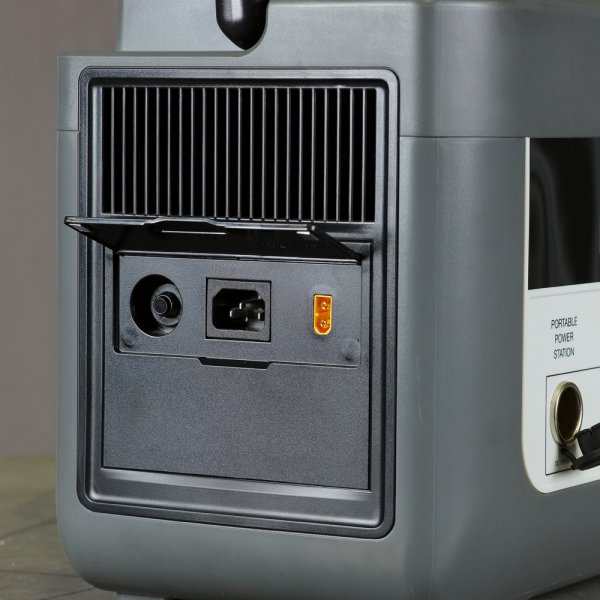 Портативная электростанция FUBAG AS 2400i (аккумулятор LiFePO4) в Махачкале фото
