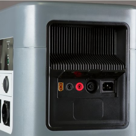Портативная электростанция FUBAG AS 4800i (аккумулятор LiFePO4) в Махачкале фото