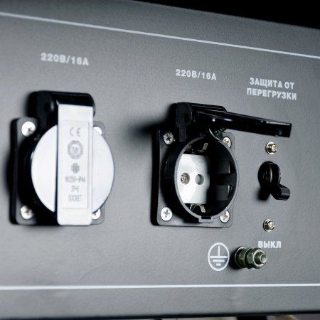 FUBAG Бензиновый генератор с электростартером и коннектором автоматики BS 3300 A ES в Махачкале фото